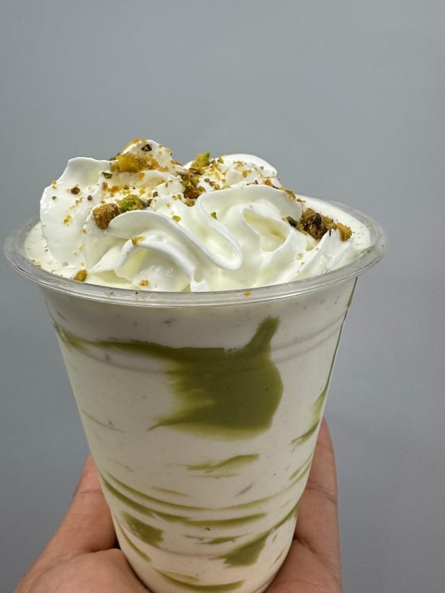 Dubai shake.