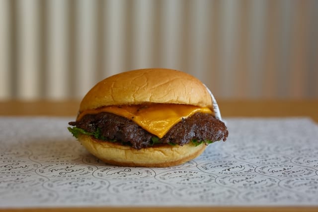 Classic Burger.